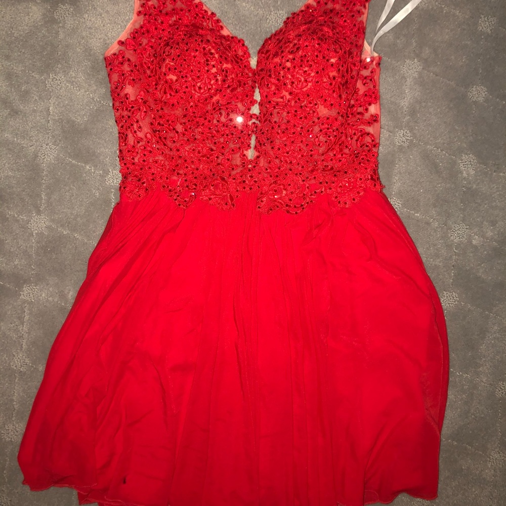 sherri hill red dress